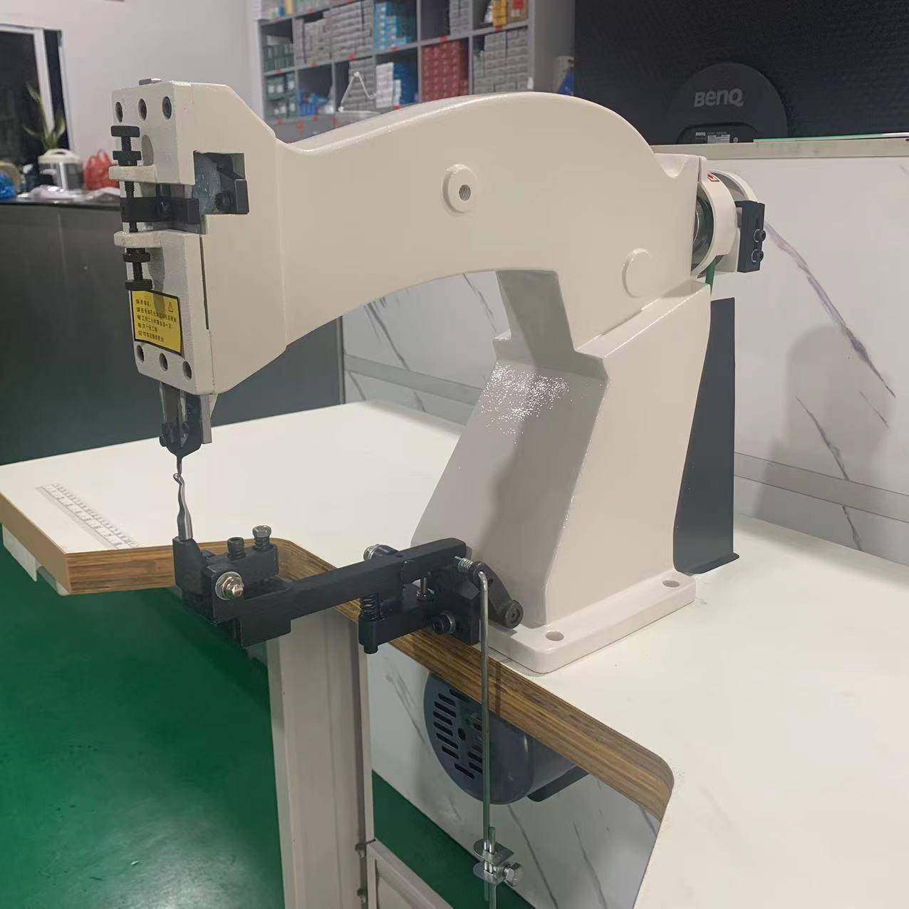 厂家直销207各种鞋底挖孔修边机修边机鞋底修边机修边机配件,机械设备,制鞋机械,淘宝优惠券,粉丝福利购,淘宝优惠卷