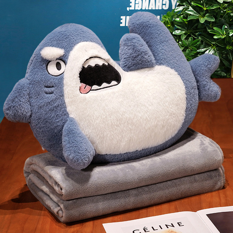 二合一鲨鱼抱枕被子两用办公室午睡毯子枕头动物小毛毯Y汽车用靠