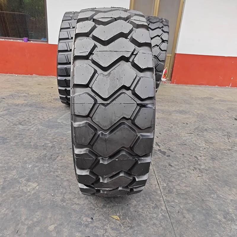 装载机轮胎 40铲车20.5R25全钢丝工程机械轮胎