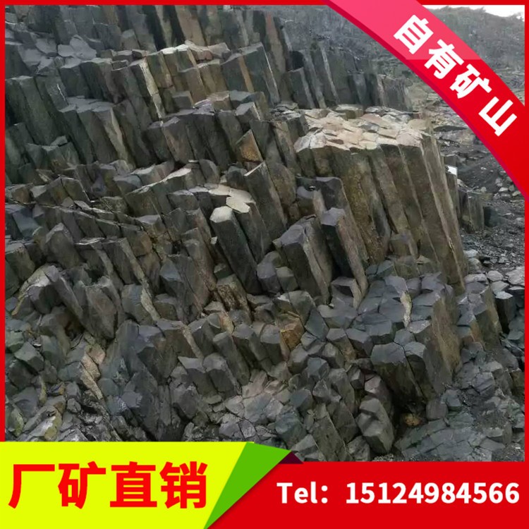 中国黑风景石六方石黄皮青石皮景观石荒料原石水钵流水石
