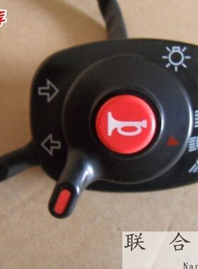 久保田收割机配件988 888 688Q 开关总成 5T057 42242 欢迎选购