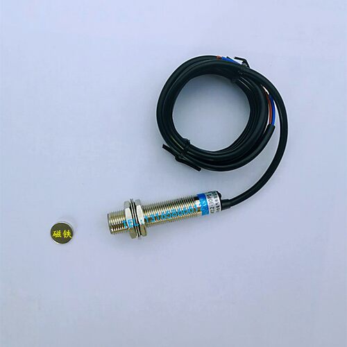 远尔离磁性开关SJM12应60N1/P1直流三线PNP常开霍距传感器感-6CM