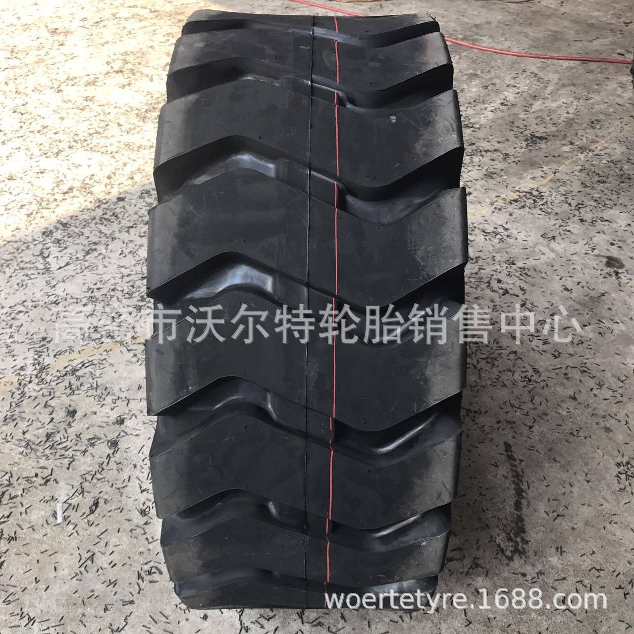 供应鲁飞小型装载机轮胎16/70-24工程机械16/70-20