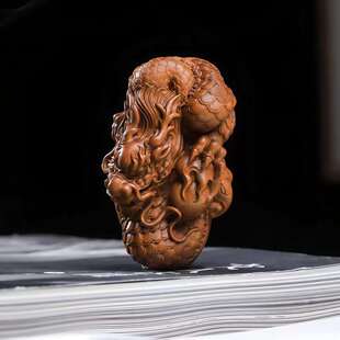 老山檀香实木雕刻小叶男士生肖神龙龙年文玩手把挂件精雕随身盘龙