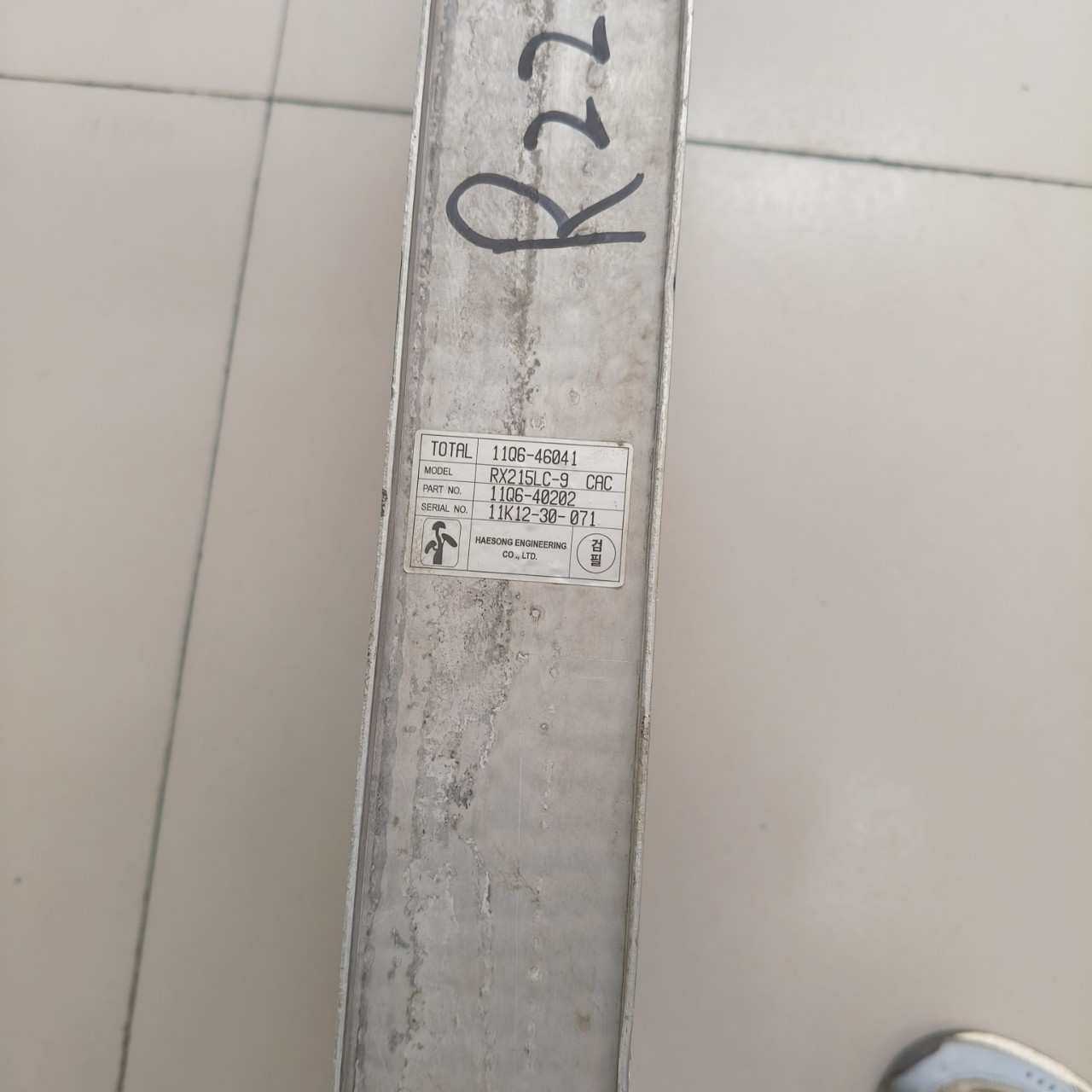 挖机配件现代220-9/220-9S/225Vs/225-9/305Vs原厂中冷器总成
