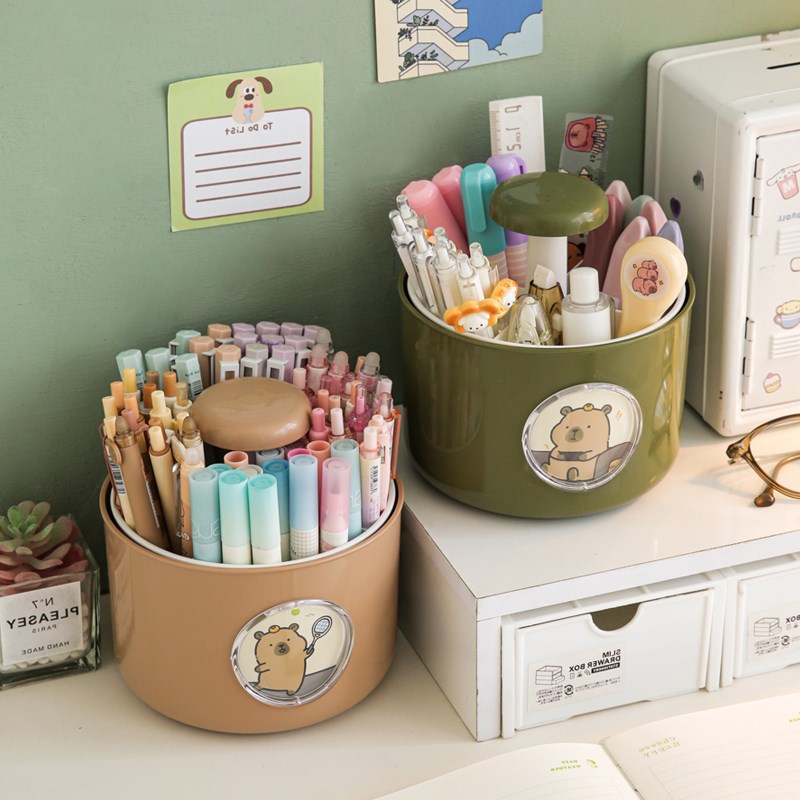 卡皮巴拉旋转笔筒学生桌面大容量超大文具收K纳盒创意可爱2025新