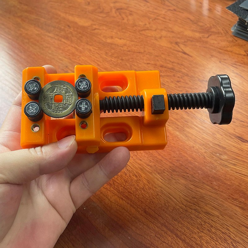 钱币固定器古钱币银元刻床文玩小型台钳平口钳工具铜钱夹具桌虎钳
