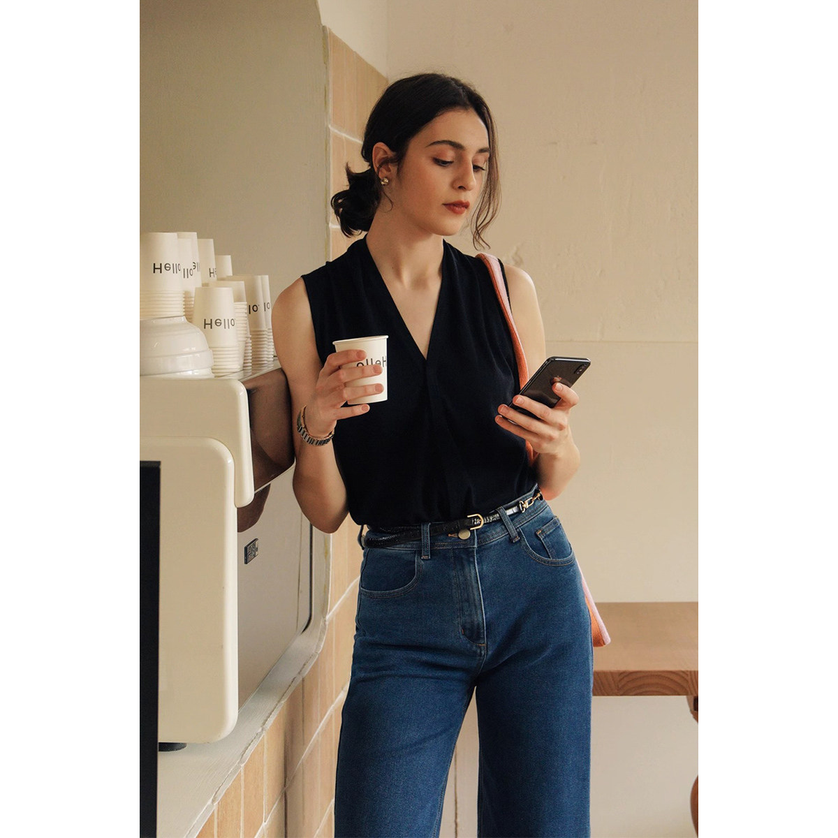 法式黑色v领无袖马甲针织背心女夏季外穿气质优雅高级感内搭上衣