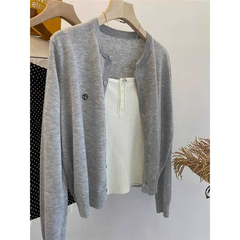 韩系小香风灰色圆领针织开衫女春夏季外搭高级感宽松休闲短款外套