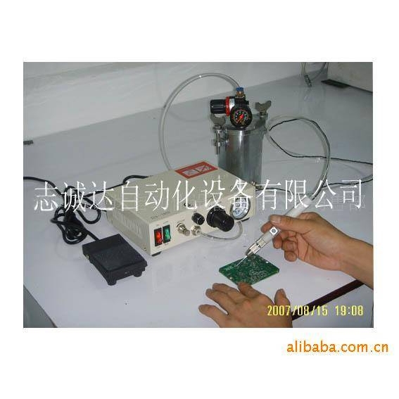 供应大容量点胶机