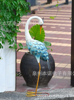 跨境户外装饰仿真仙鹤摆件别墅花园景区布景复古铁艺仙鹤雕塑摆件