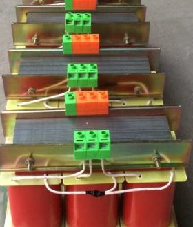 三相干式变压器1000VA/1500VA/1600VA/1800VA/2000VA/2500VA