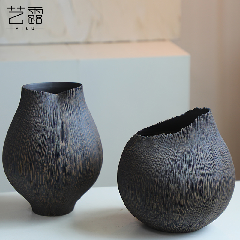 现代陶罐粗陶黑咖色拉丝罐子复古花D瓶高级感摆哑光中古花器装饰