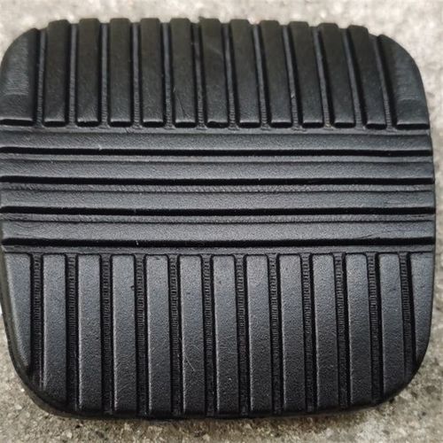 原装东风多利卡D5D6D7D8D9离合踏板皮套刹O车踏板护套胶皮套耐磨