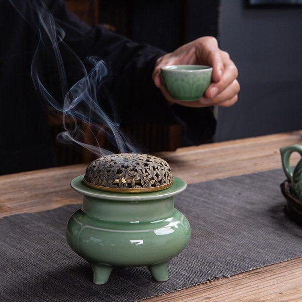 龙泉青瓷香炉三足鼎家用室内供佛熏香香插盘香篆香海棠炉陶瓷摆件,家居饰品,香托/香盘/香座/香插,淘宝优惠券,粉丝福利购,淘宝优惠卷