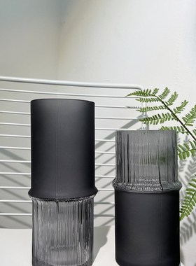 灰色工业风饭厅服装店装饰玻璃花瓶简约竖条纹北欧磨砂高级质感包