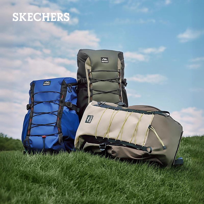 主仓超大容量，桶式大开口，自带防雨罩，多