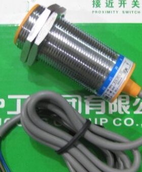 国际工牌CHIIB 接近开关 LJ30A3-10-Z/EX 埋入式直流二线常开 M30