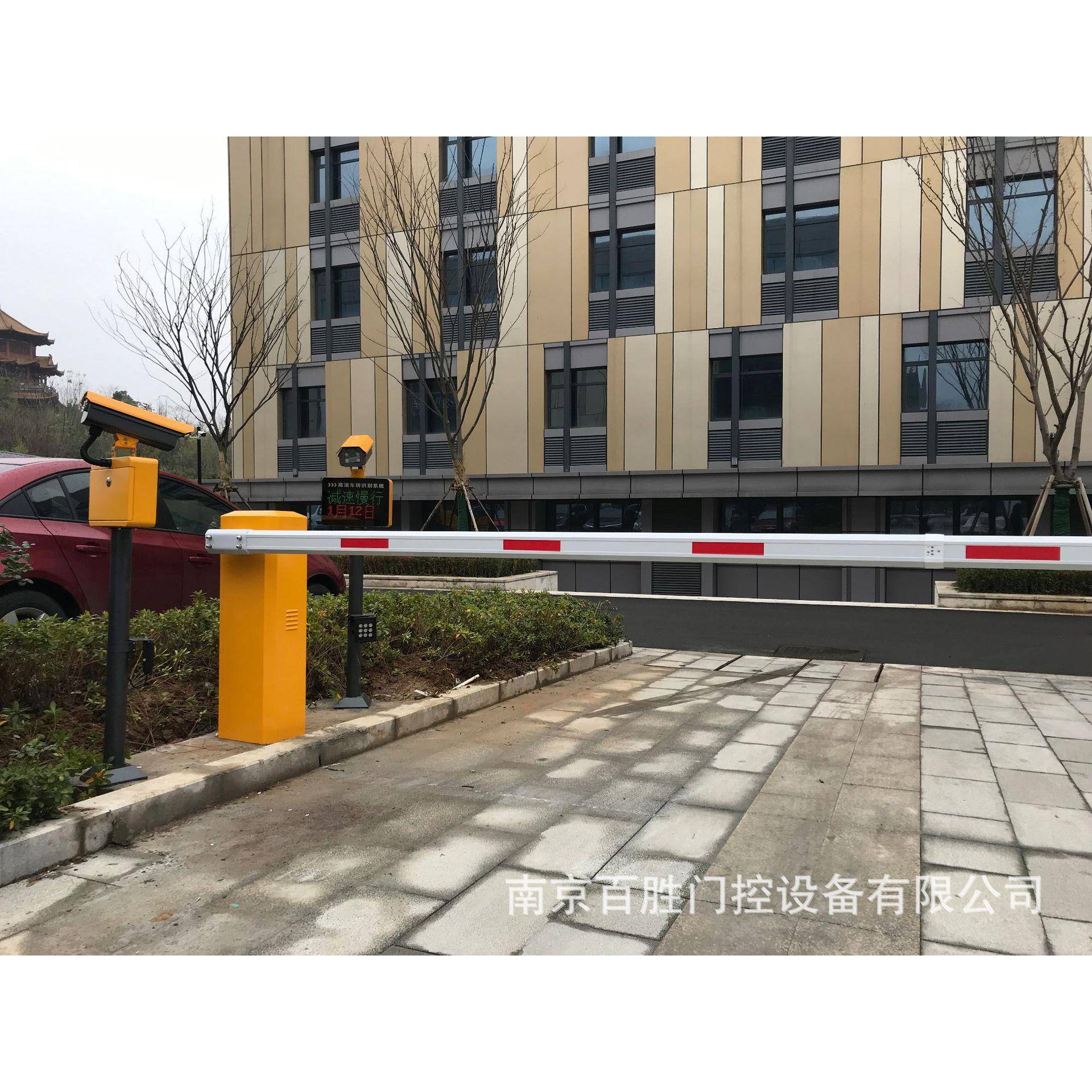 南京百胜智能车牌识别停车场出入口收费系统百胜厂家