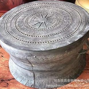 仿铜玻璃钢铜锣摆件大型铜鼓雕塑户外景观装饰品厂家供应
