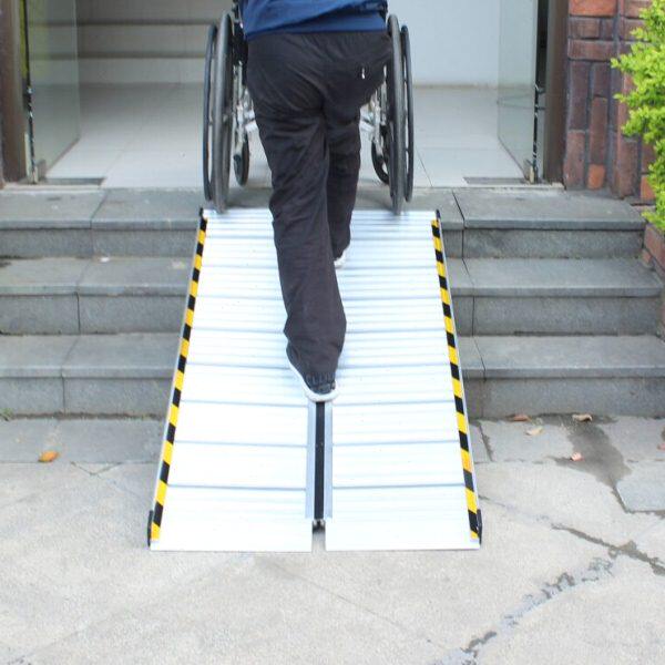 左右折叠移动坡道板板楼梯卸拉装货垫斜坡台阶铝合金踏板铝合金踏