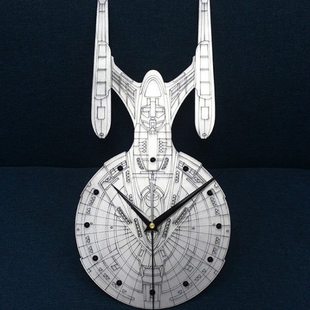 金属质感时尚创意星际迷航企业号飞船挂钟墙面壁挂表石英钟静音