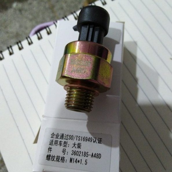 大柴道依茨机油压力传感器 解放J6L龙V悍威机油塞 3602185-A48D