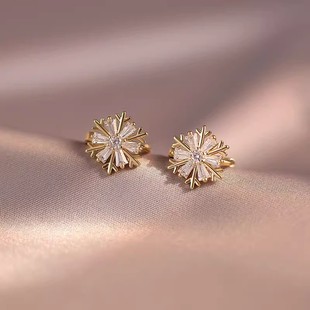 小香风雪花耳环奢华镶钻天然锆石太阳花耳钉_WH2 下单立减50