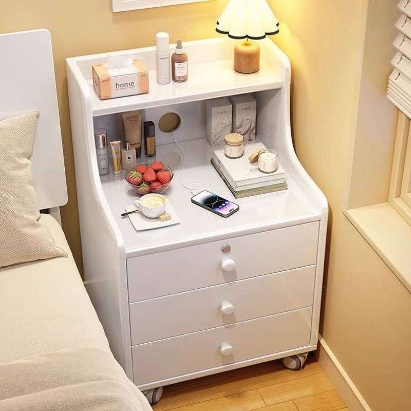 轻奢实木床头柜2025新款高级感现代简约小型床边收纳柜移动万向轮