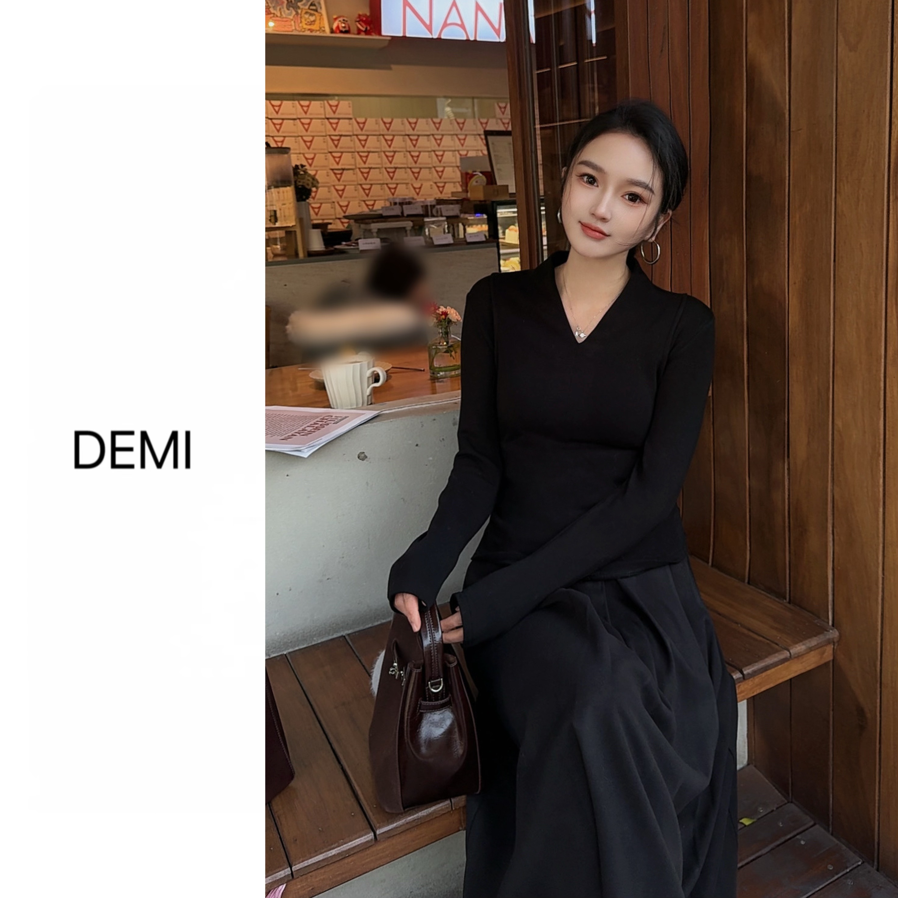 MISS RUILI 定制 2025秋冬极简风V领收腰修身显瘦打底长袖F1384