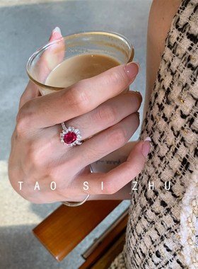 玫瑰焰火高级感气质复古超闪E红色锆石开口戒指可调节指环女