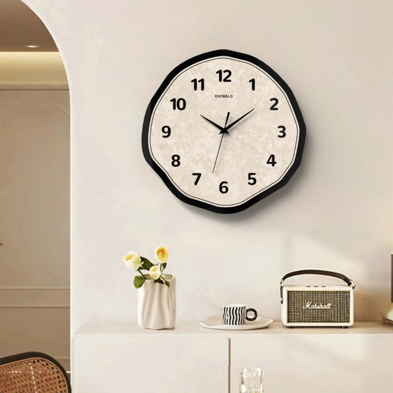 简约现代客厅h挂钟家用挂墙钟表餐厅轻奢极简静音时钟奶油风免打