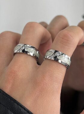 镶钻银丝雾凇钛钢戒指男潮女小众设计感尾戒轻奢高级情侣男士指环