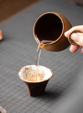 酱釉侧把公道杯器意小功粗陶公杯茶海匀杯巧夫茶具分茶创茶道配件