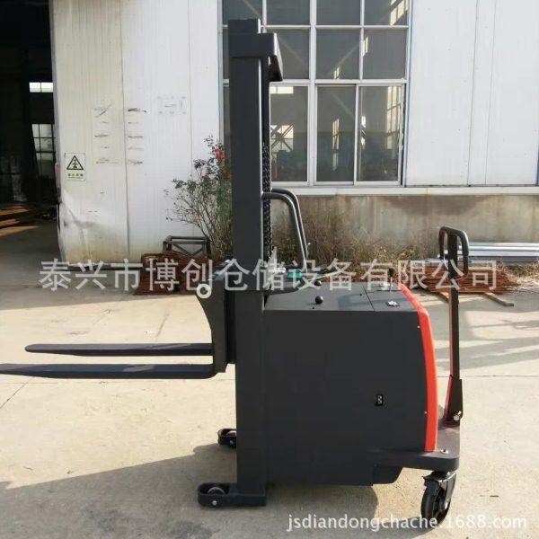 厂家供应半电动无腿配重叉车 平衡重式堆车 无腿升车,商业/办公家具,堆高车,淘宝优惠券,粉丝福利购,淘宝优惠卷