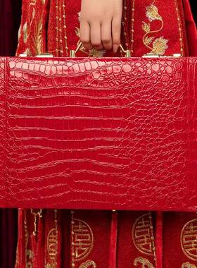 结婚新娘陪金嫁中式带锁密码箱婚订聘礼礼钱盒红色提彩亲现金LJX-