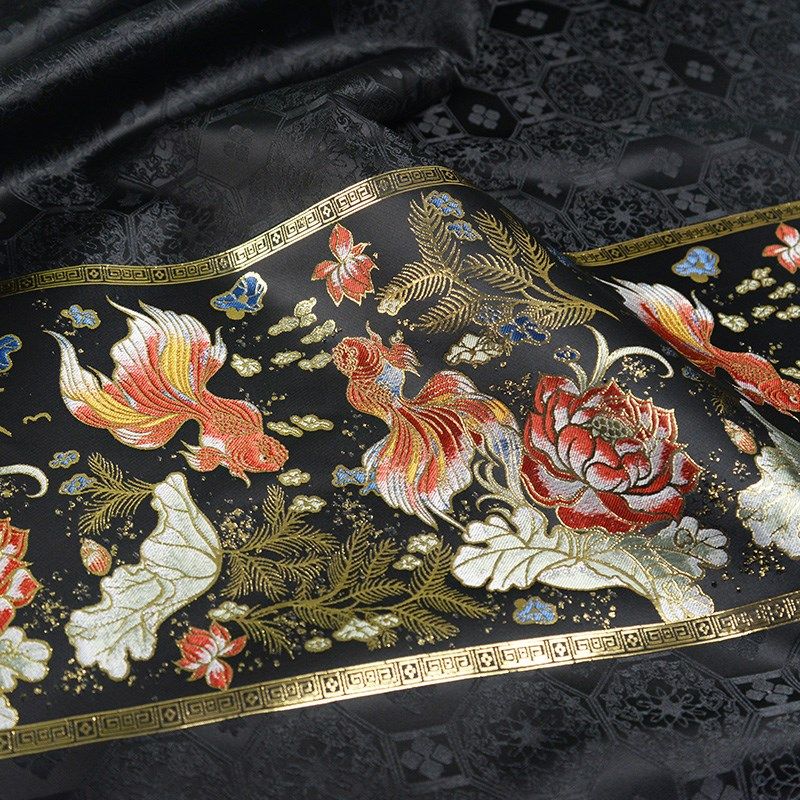 鱼戏芙蕖妆花织金马面裙布料黑色多彩汉服布料提花面料春秋玉猫家