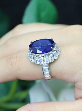 925银镀金戒指高碳钻皇家蓝典藏拍卖高台面豪镶戒指