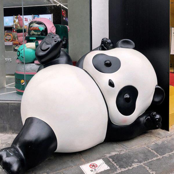 网红倒立熊猫滚滚Panda Roll门头装饰拍照卡通大型玻璃钢雕塑摆件