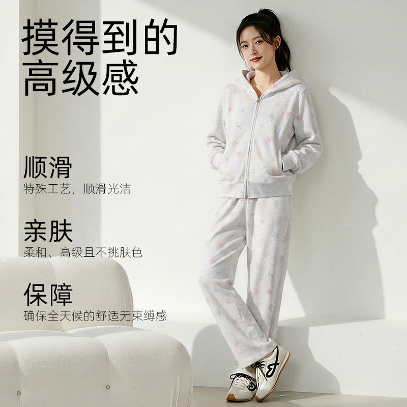 马克华菲女装印花肌理感连帽套装女2026年新款春装时尚气质两件套
