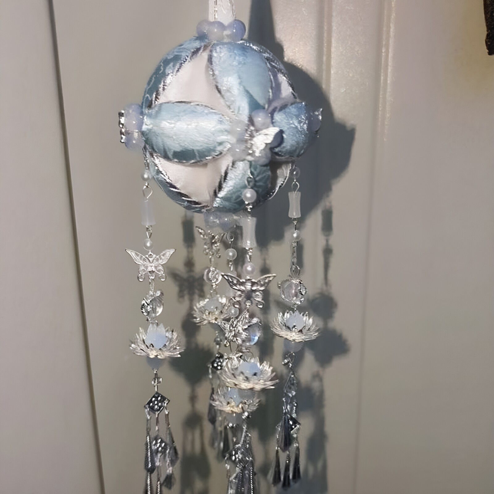 十二瓣绣球寓意四季平安！壮锦图片