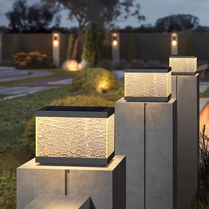 太阳能柱灯e户外防水墙花园灯现代户外别墅大门花园栅栏柱灯