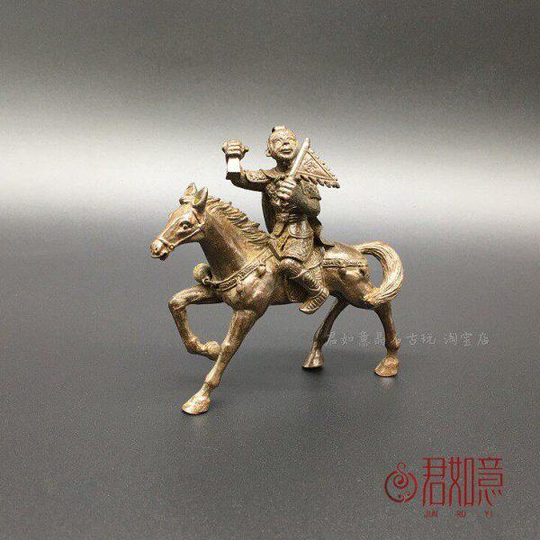 仿古包浆实心纯铜马上封侯摆件令牌猴子骑马小铜件铜马千里马茶宠