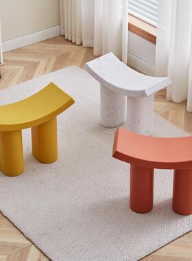 小飞象凳门客厅卧室脚凳家用板凳踏小口换鞋凳简约凳子曲面IUQ板