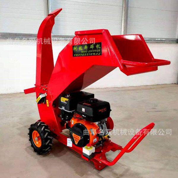 电动树枝碎枝机 葡萄卧式树枝粉碎机 小型移动粉碎机图片