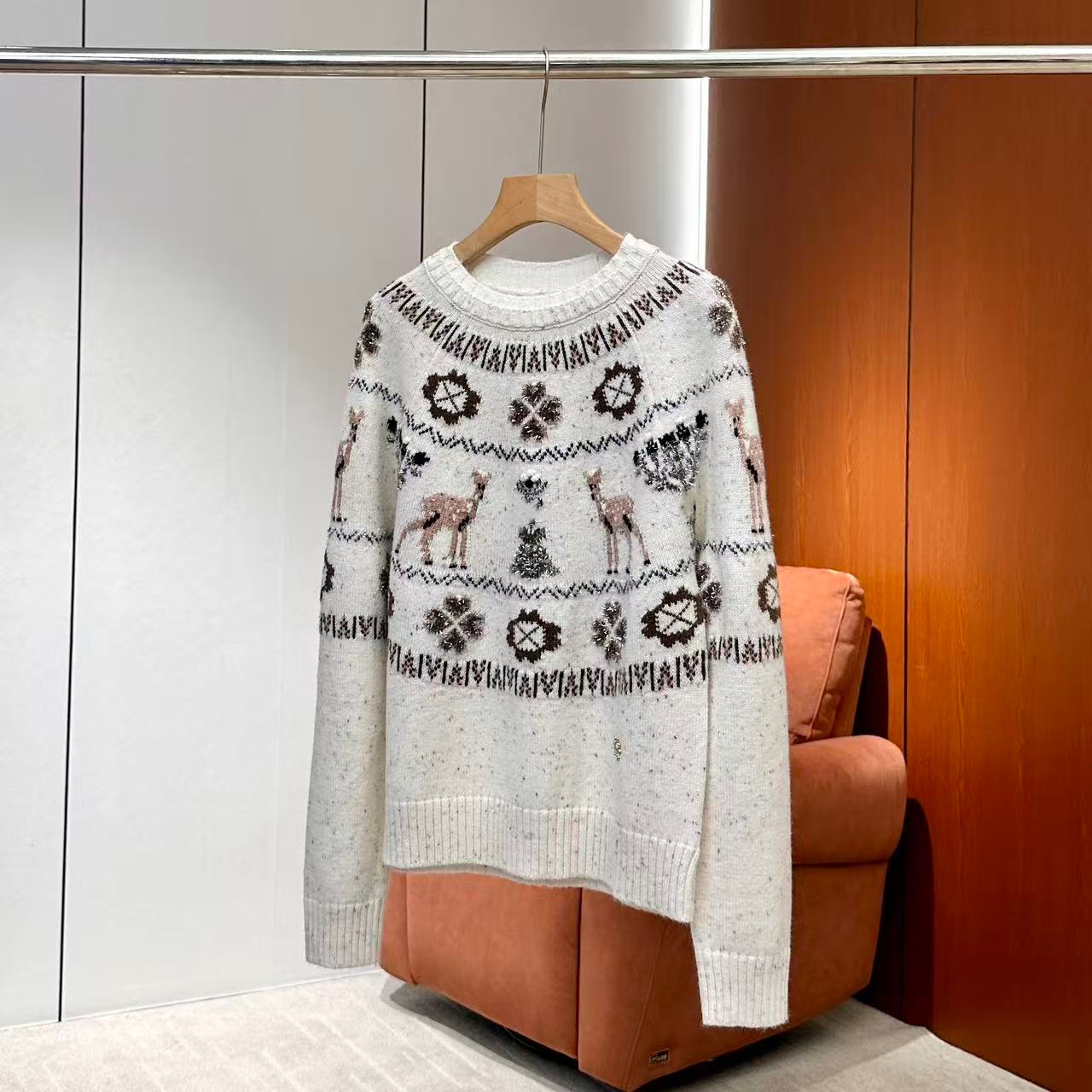 【妍妍粉丝专享】25新款复古慵懒风圆领套头毛衣ONSM245125817