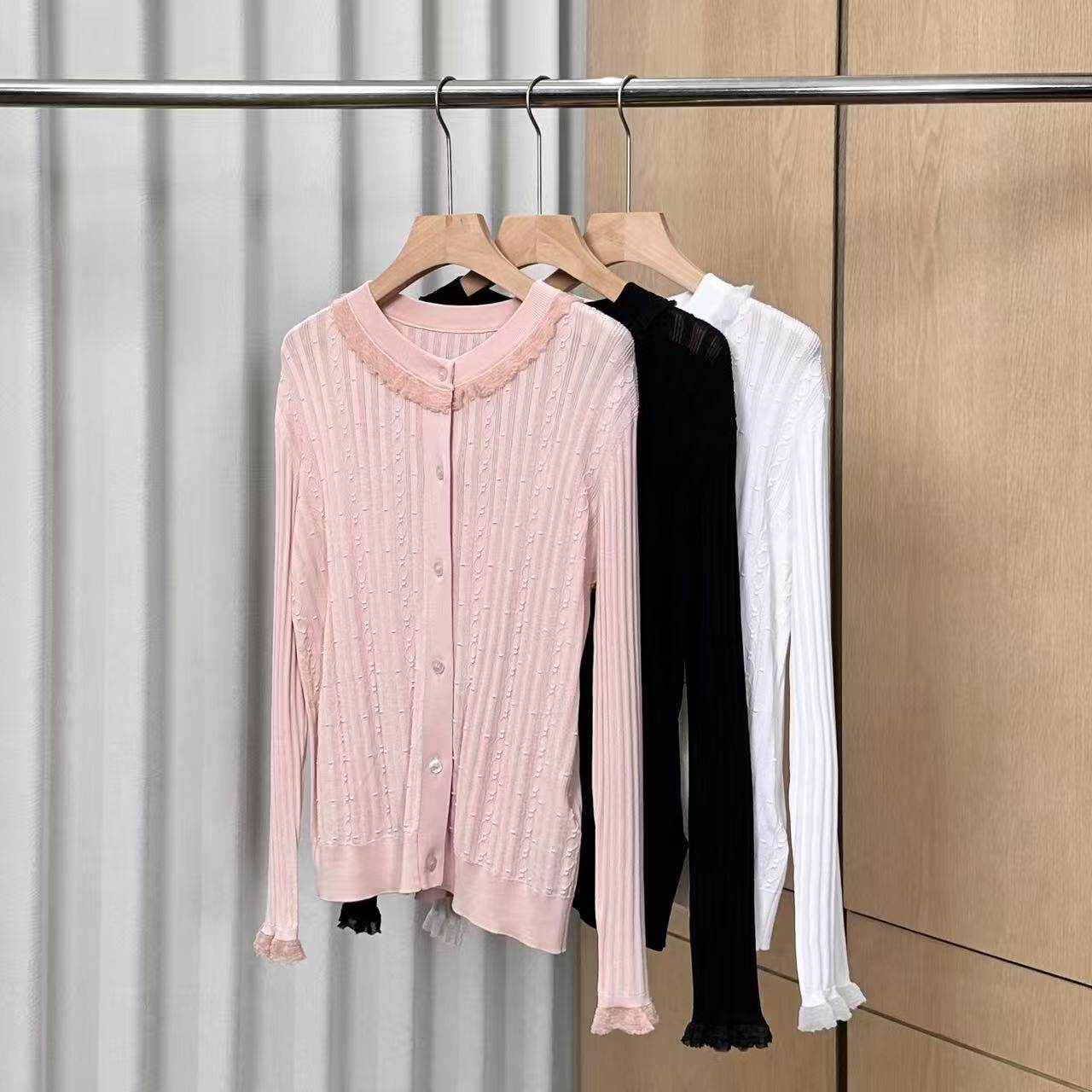 【妍妍粉丝专享】小香风针织开衫ONSM24626015