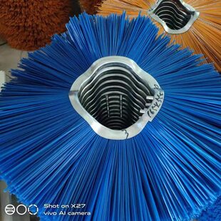 山猫凯斯滑移装载机道路清扫车主滚刷扫雪车刷片凹凸混合扫路毛刷