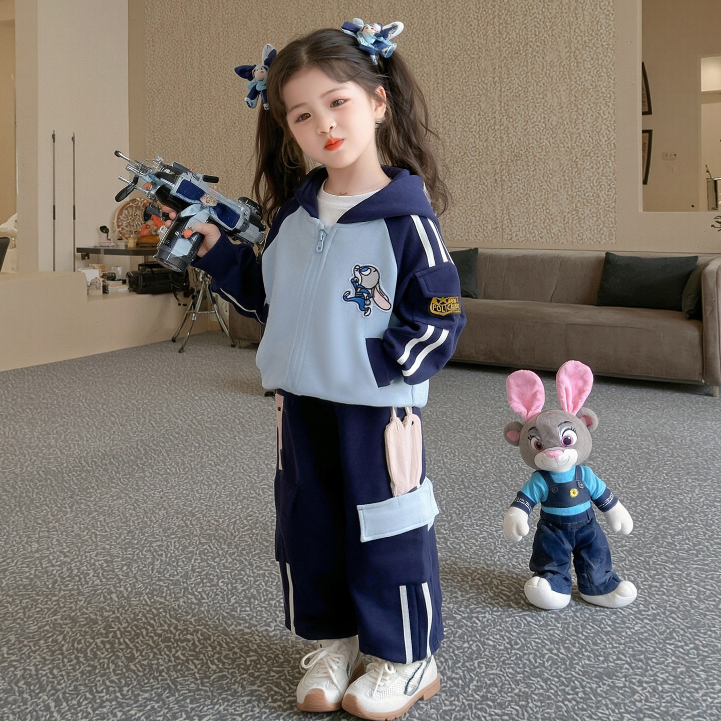 女童春秋套装2026新款儿童女宝运动两件套女宝休闲连帽兔子卡通衣