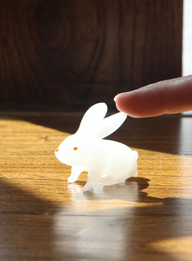 日式纯手工琉璃兔子松鼠金鱼办公室玻璃小摆件微景观造景仿真动物